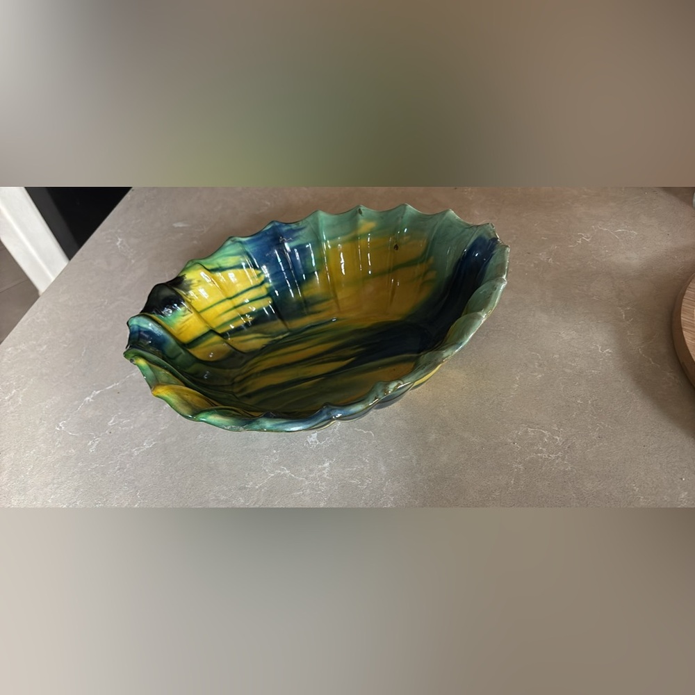 1950s Mexican Oaxacan Scallop Edge Oval Dripware Ribbed Bowl
